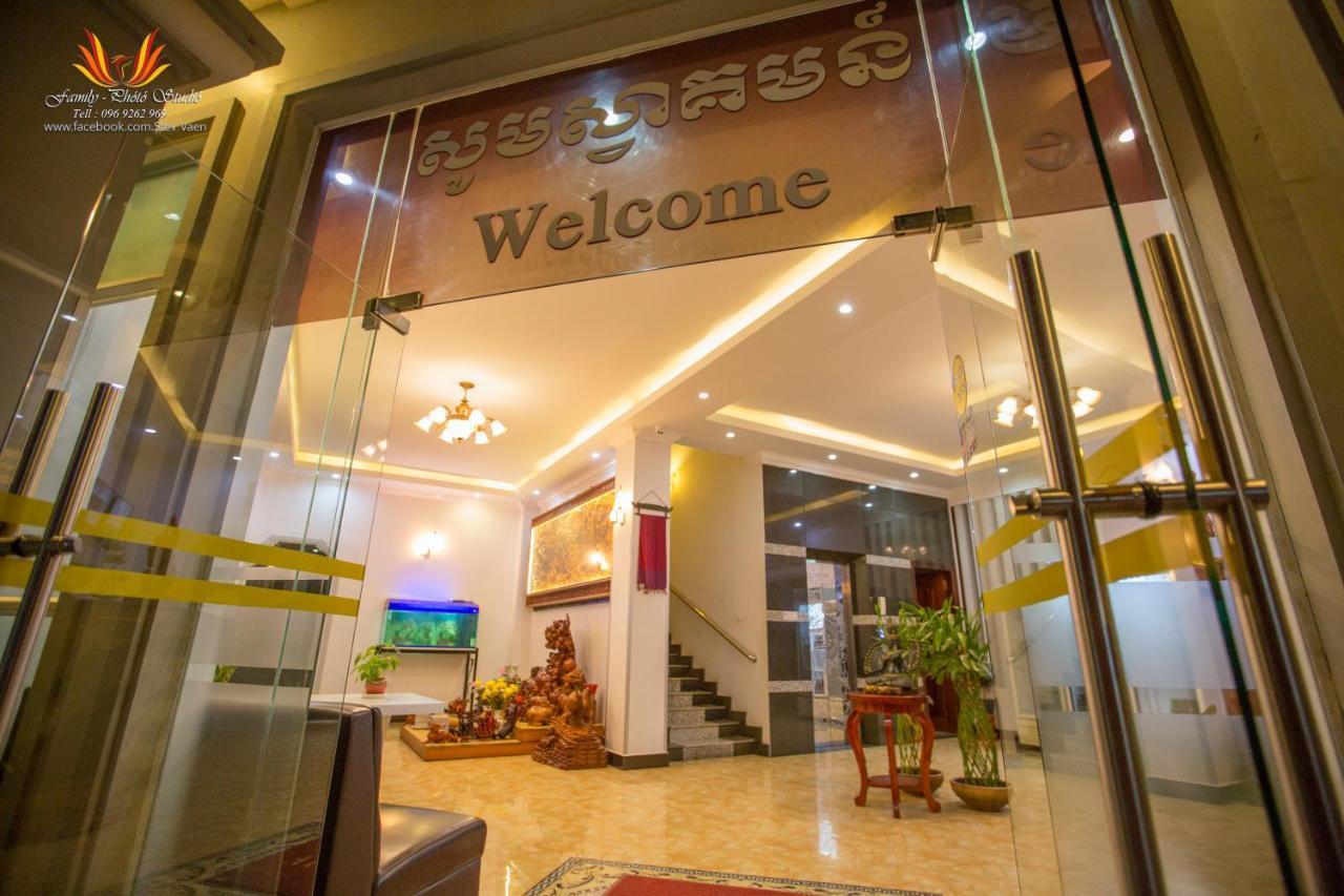 Jasmine Hotel& Sky Bar Battambang Exteriör bild