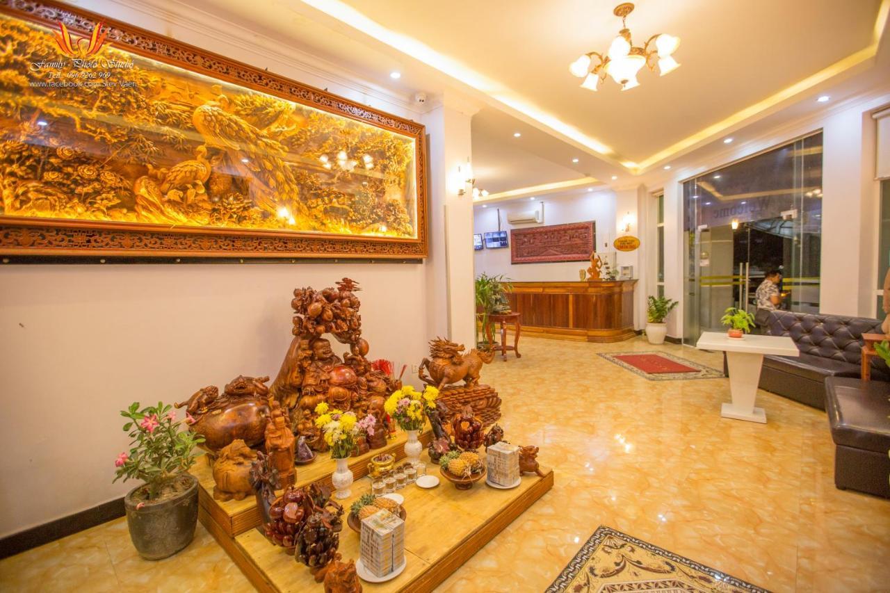 Jasmine Hotel& Sky Bar Battambang Exteriör bild
