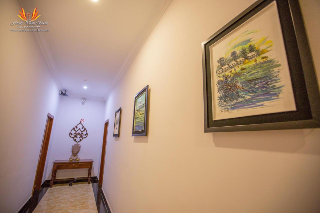Jasmine Hotel& Sky Bar Battambang Exteriör bild