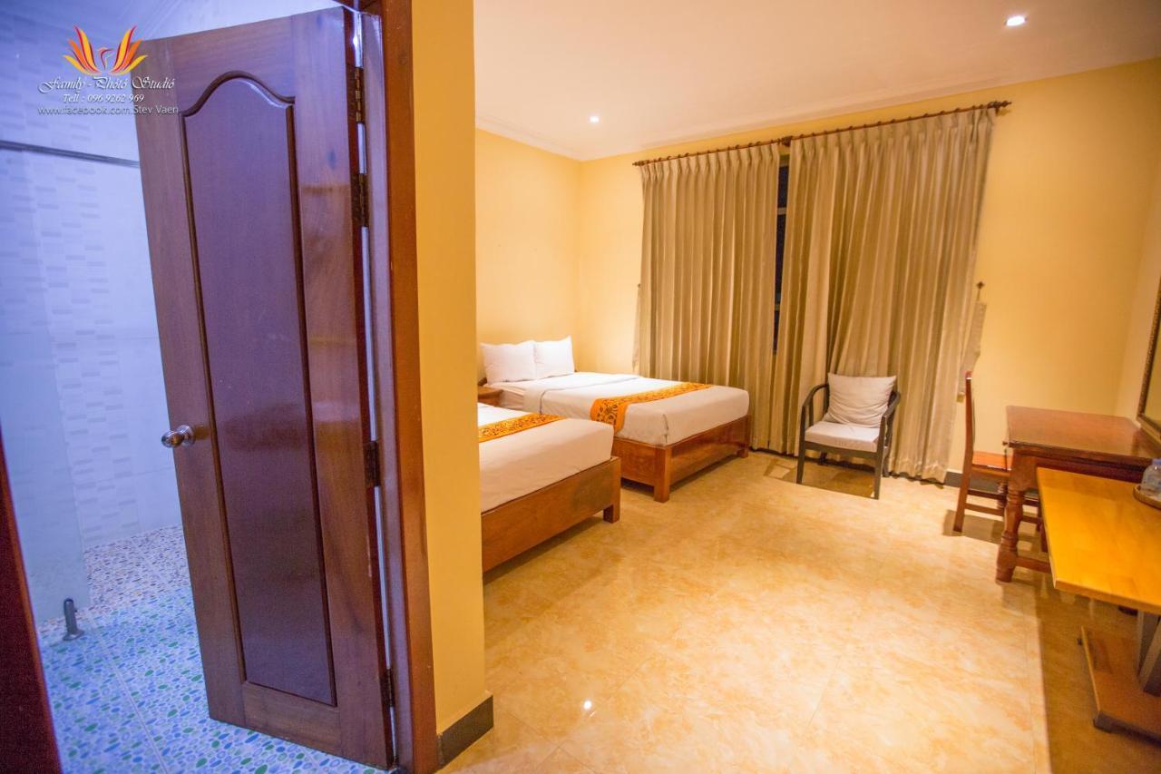 Jasmine Hotel& Sky Bar Battambang Exteriör bild