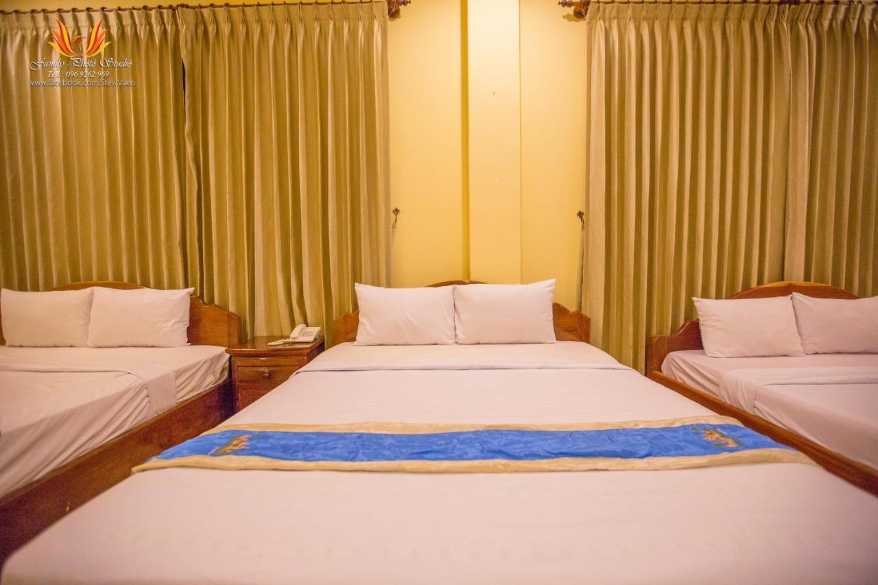 Jasmine Hotel& Sky Bar Battambang Exteriör bild
